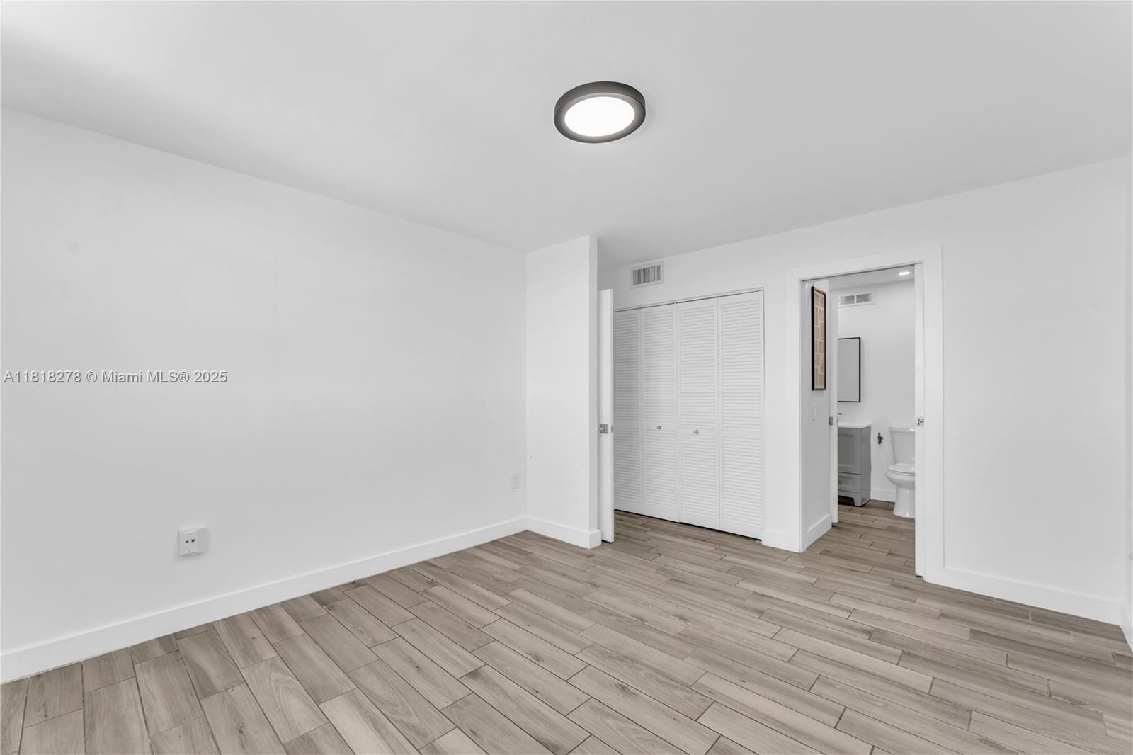 1251 NE 108th St 810