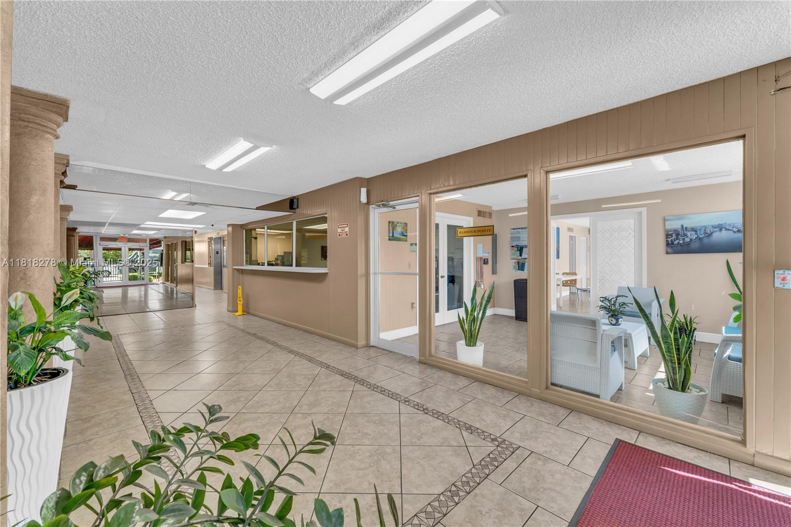 HARBOUR POINTE OF MIAMI C - Residential
