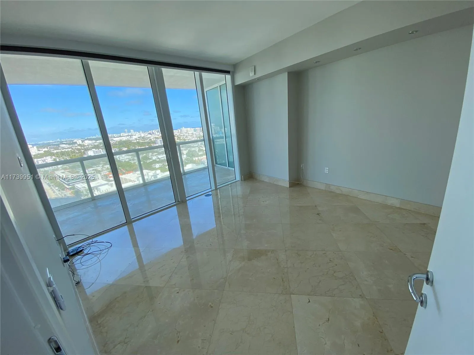 Miami Beach, Florida 33139, United States, 2 Bedrooms Bedrooms, ,2 BathroomsBathrooms,Residential,Active,8338