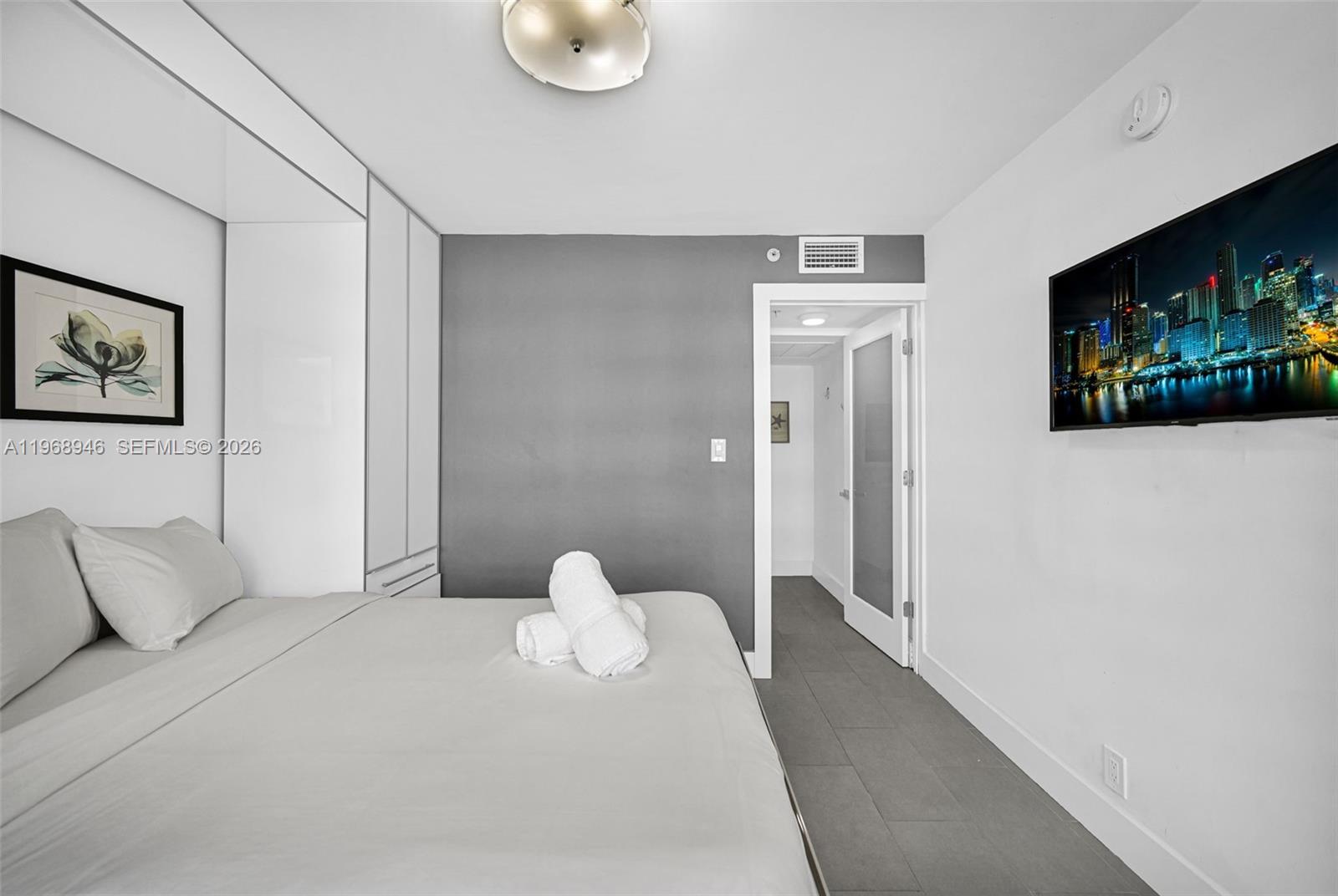 THE ALEXANDER CONDO - Residential