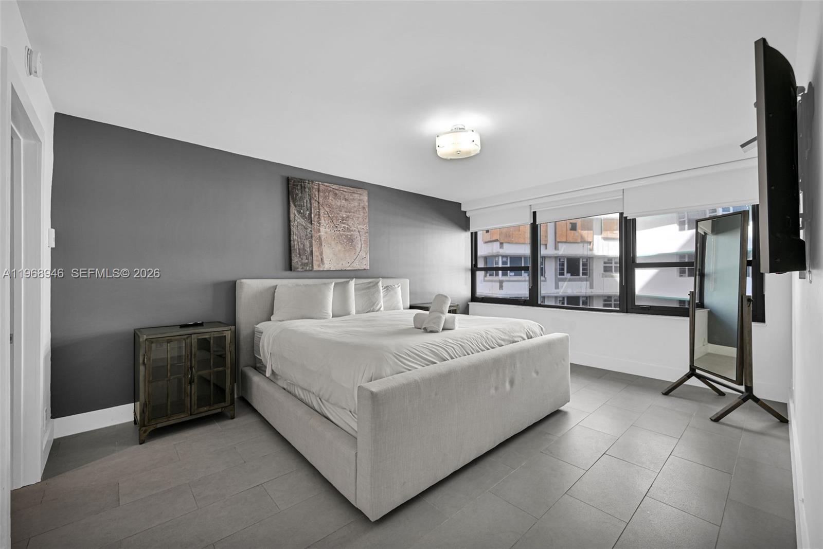 THE ALEXANDER CONDO - Residential