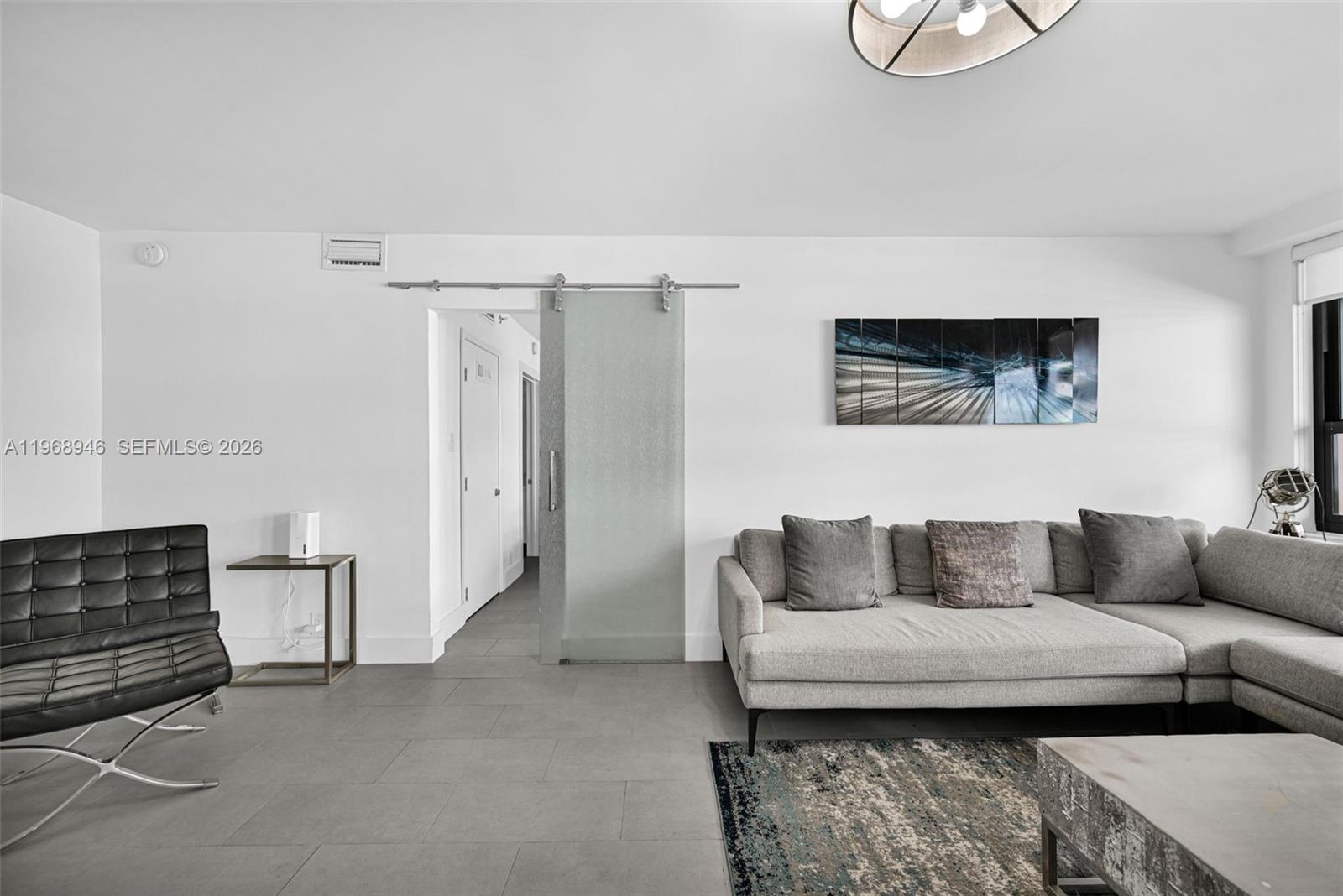 THE ALEXANDER CONDO - Residential