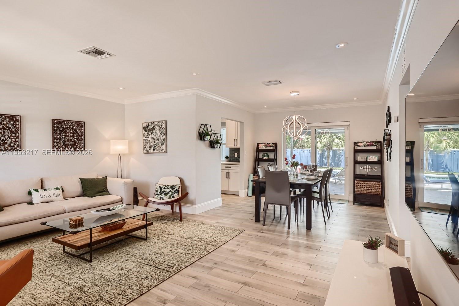 HOLLYWOOD HILLS AMEN PLAT - Residential