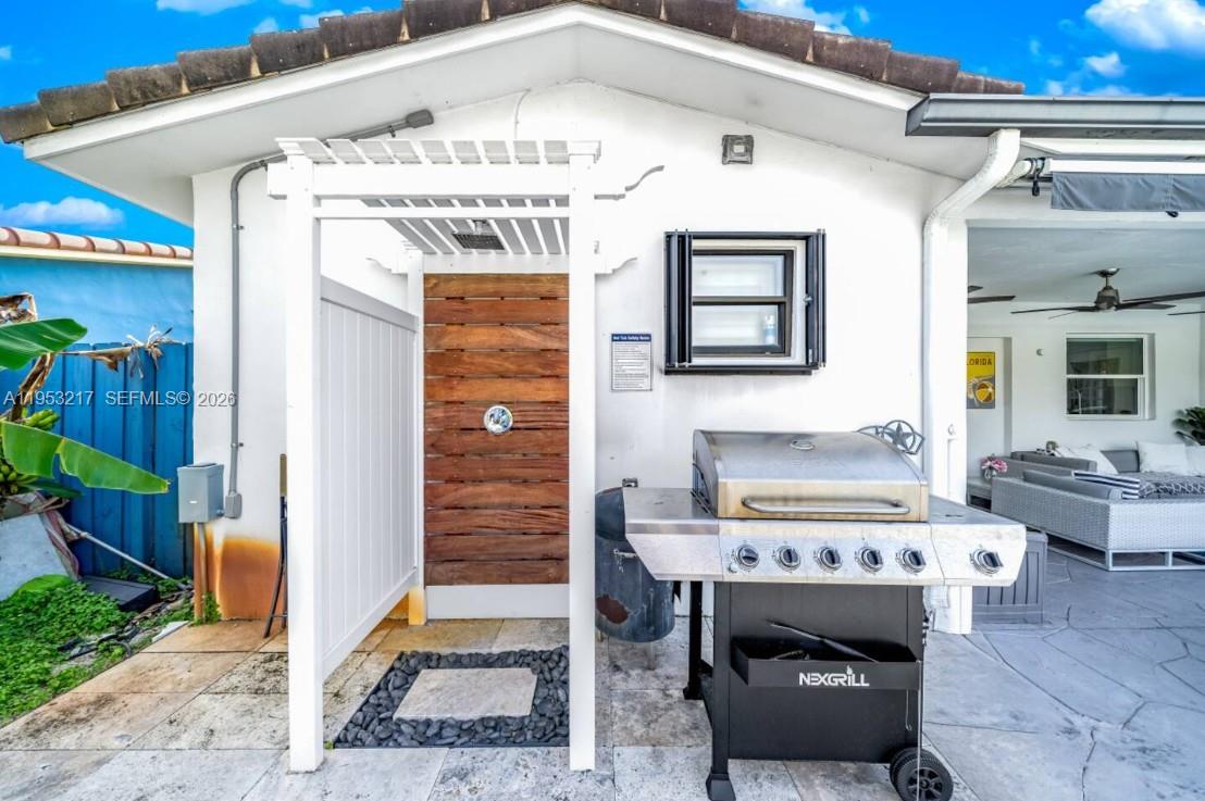 HOLLYWOOD HILLS AMEN PLAT - Residential