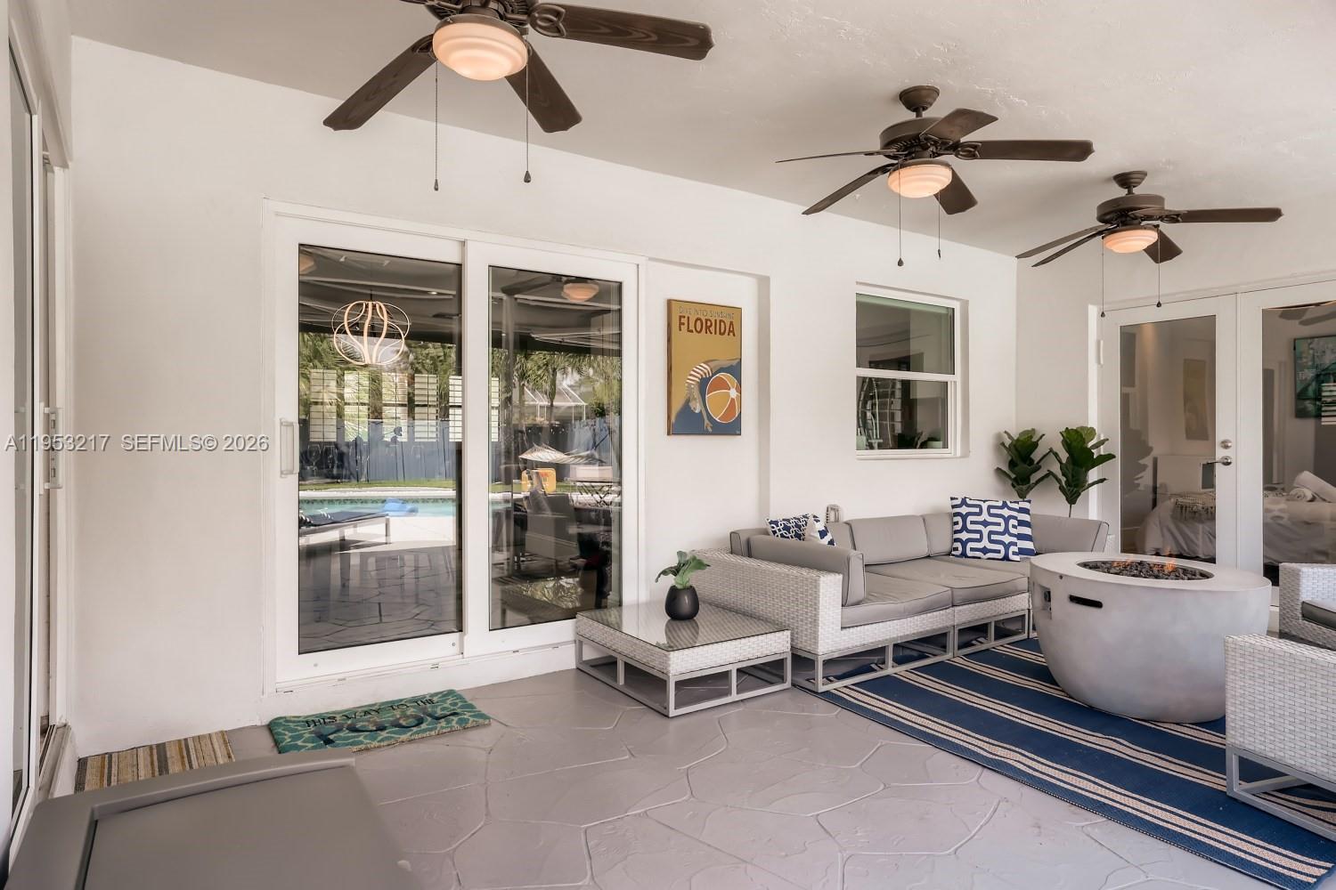 HOLLYWOOD HILLS AMEN PLAT - Residential