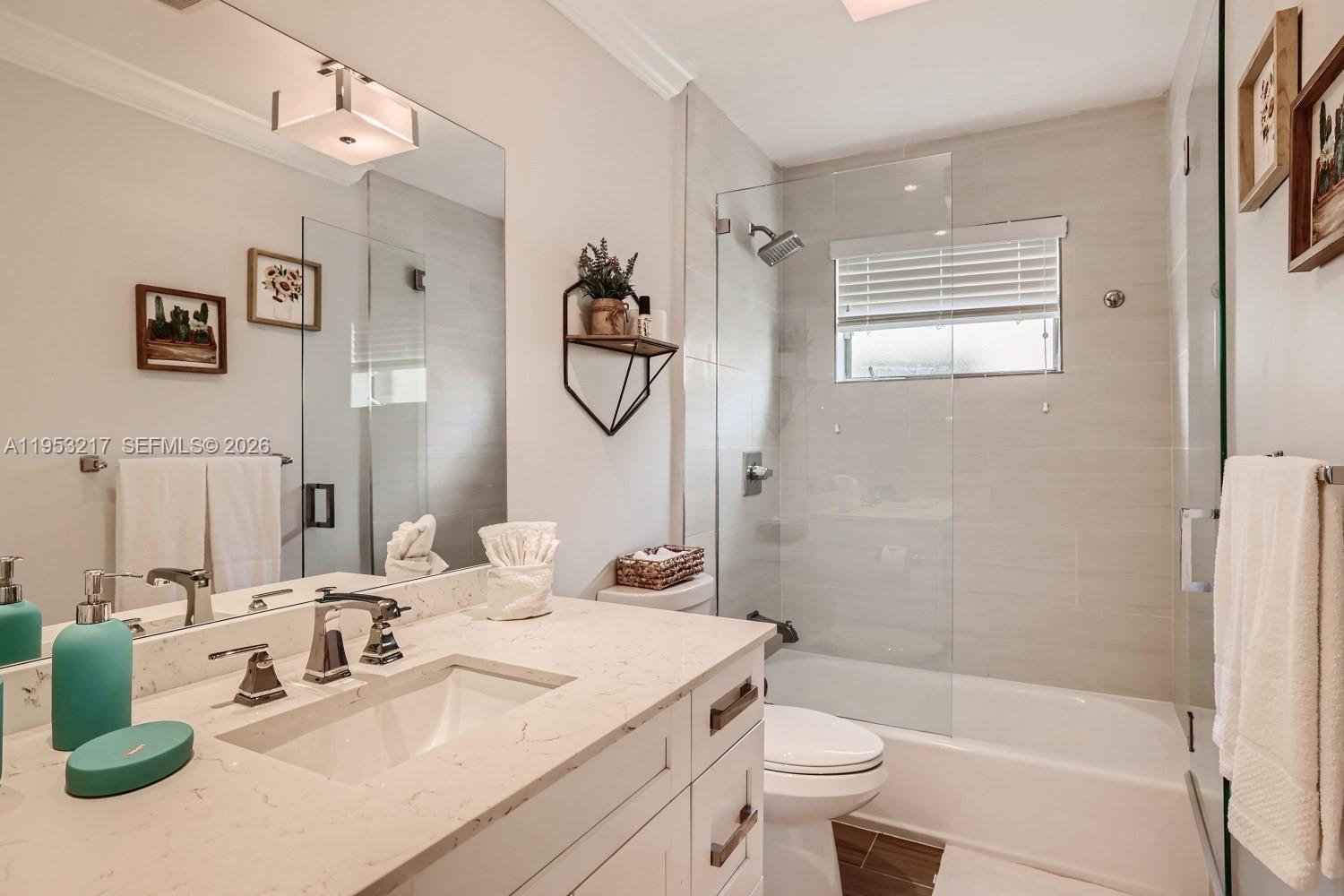 HOLLYWOOD HILLS AMEN PLAT - Residential