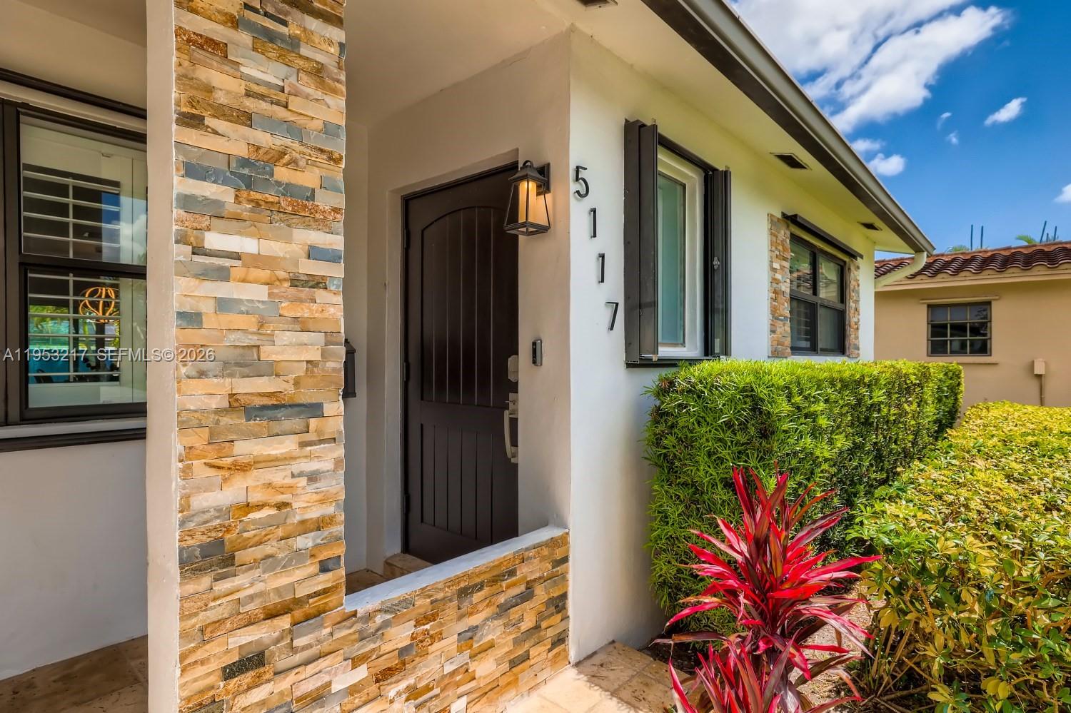 HOLLYWOOD HILLS AMEN PLAT - Residential