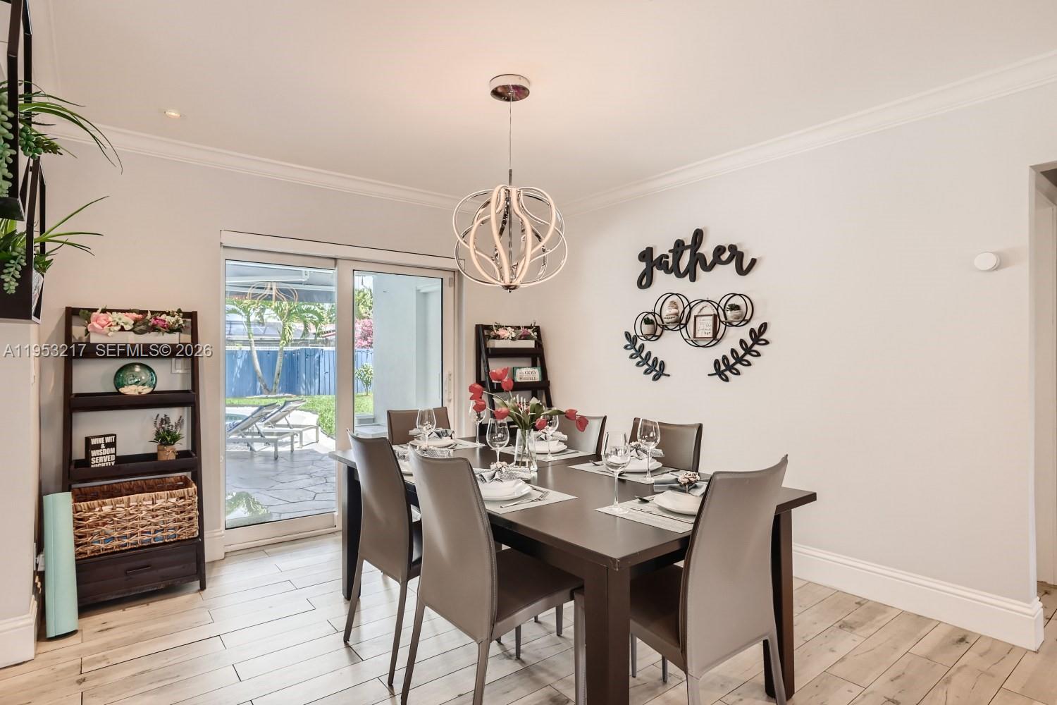 HOLLYWOOD HILLS AMEN PLAT - Residential