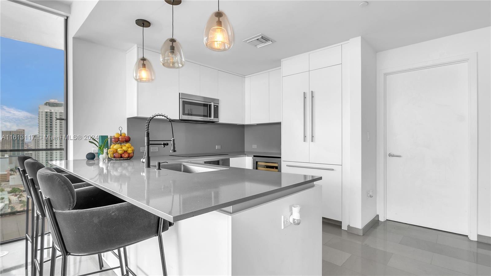 88 SW 7th St 2312