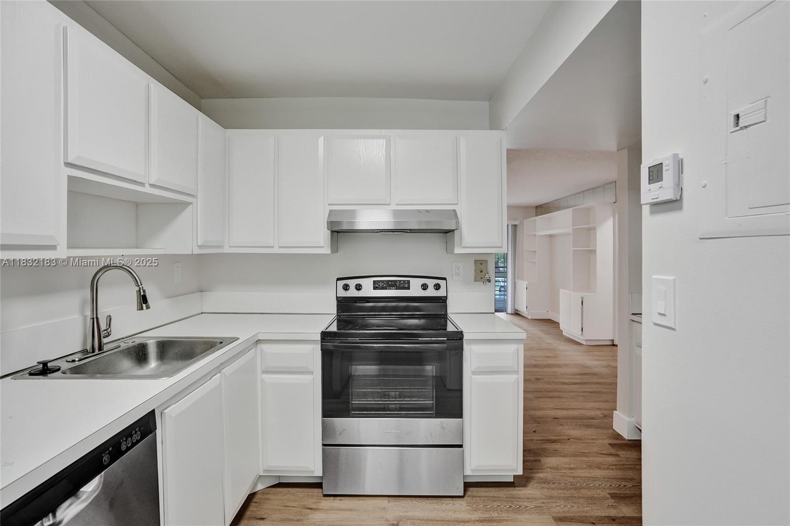 GARDENS NORTH SIX CONDO - Residential