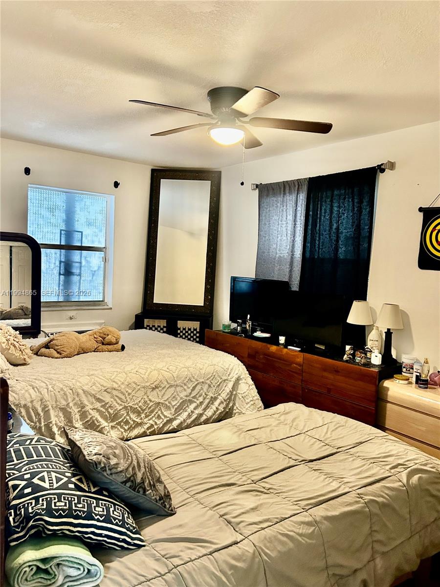 TOWN COLONY CONDO - Residential Lease