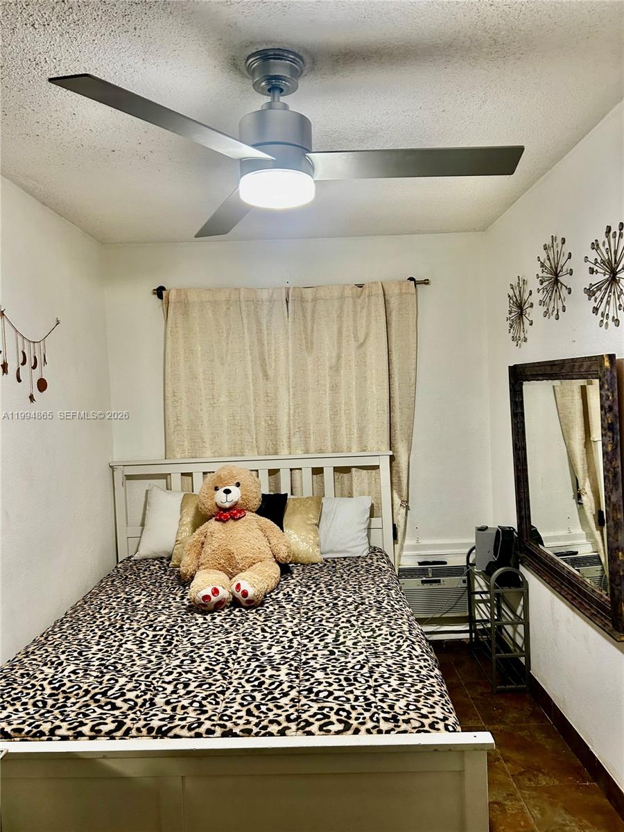 TOWN COLONY CONDO - Residential Lease