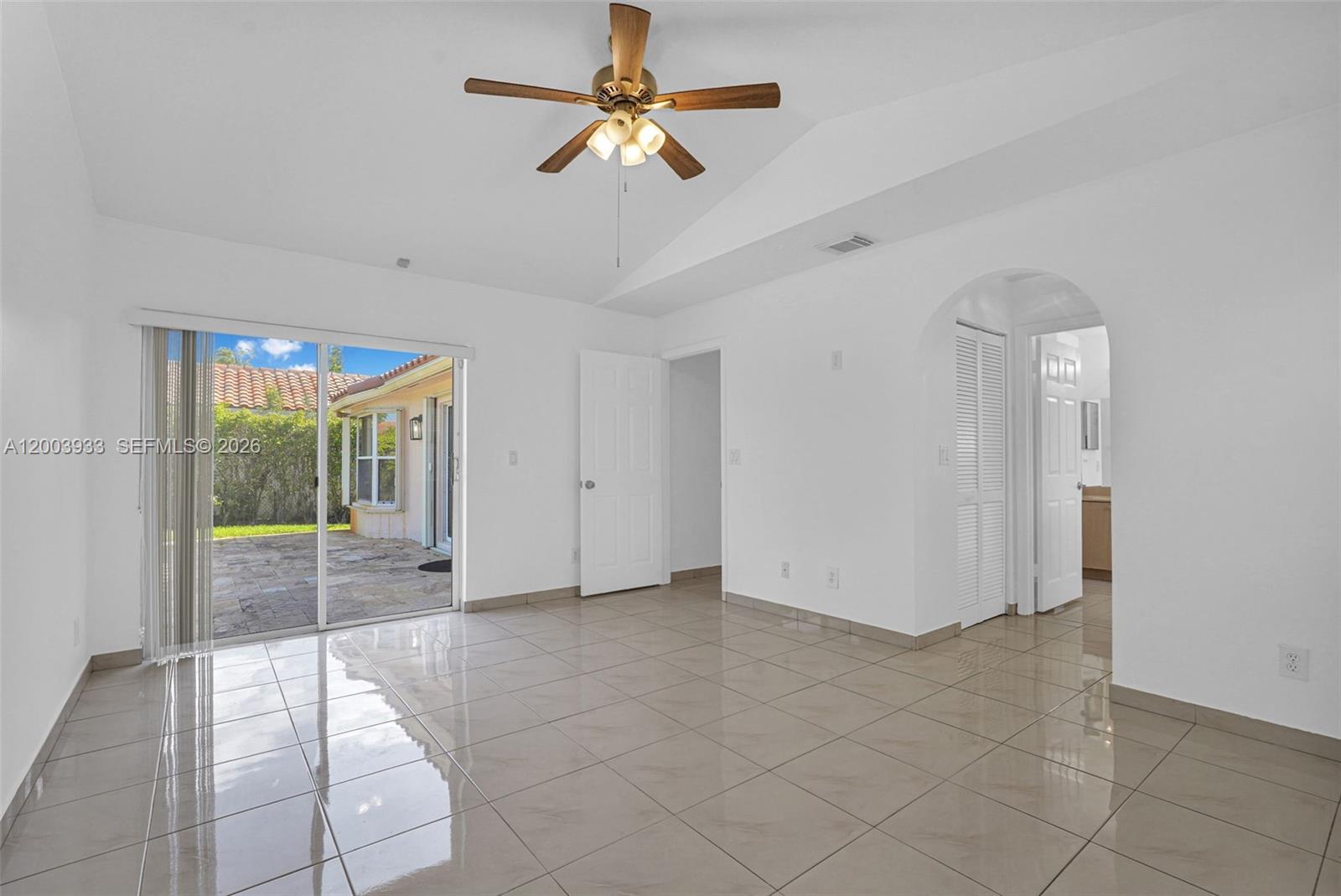 HEFTLER HOMES AT PEMBROKE - Residential Lease