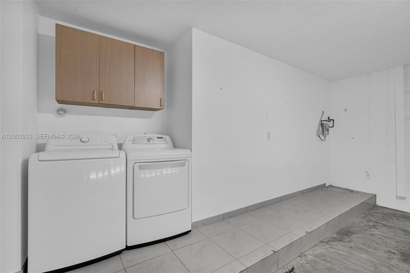 HEFTLER HOMES AT PEMBROKE - Residential Lease