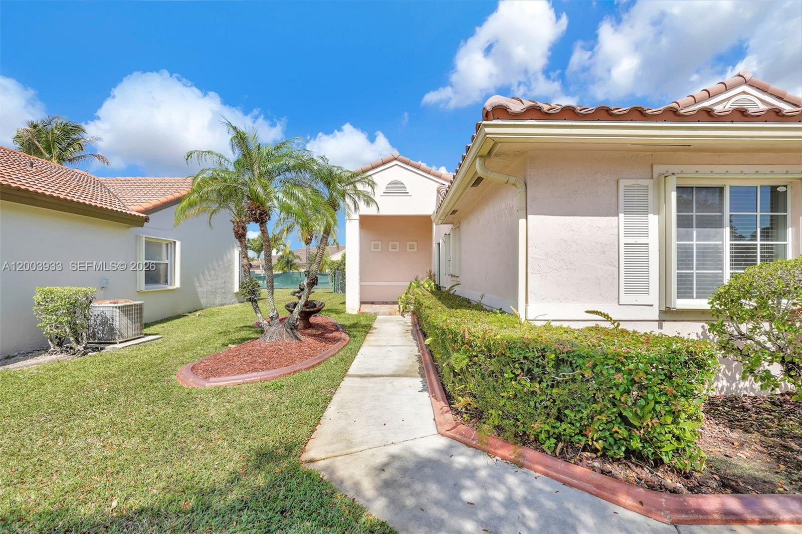HEFTLER HOMES AT PEMBROKE - Residential Lease