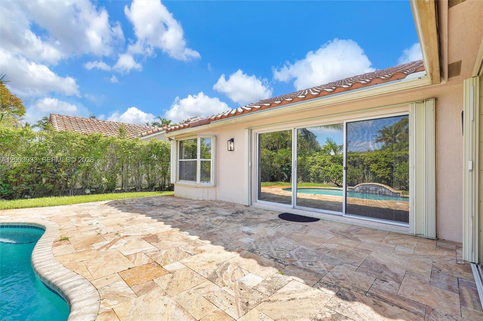 HEFTLER HOMES AT PEMBROKE - Residential Lease