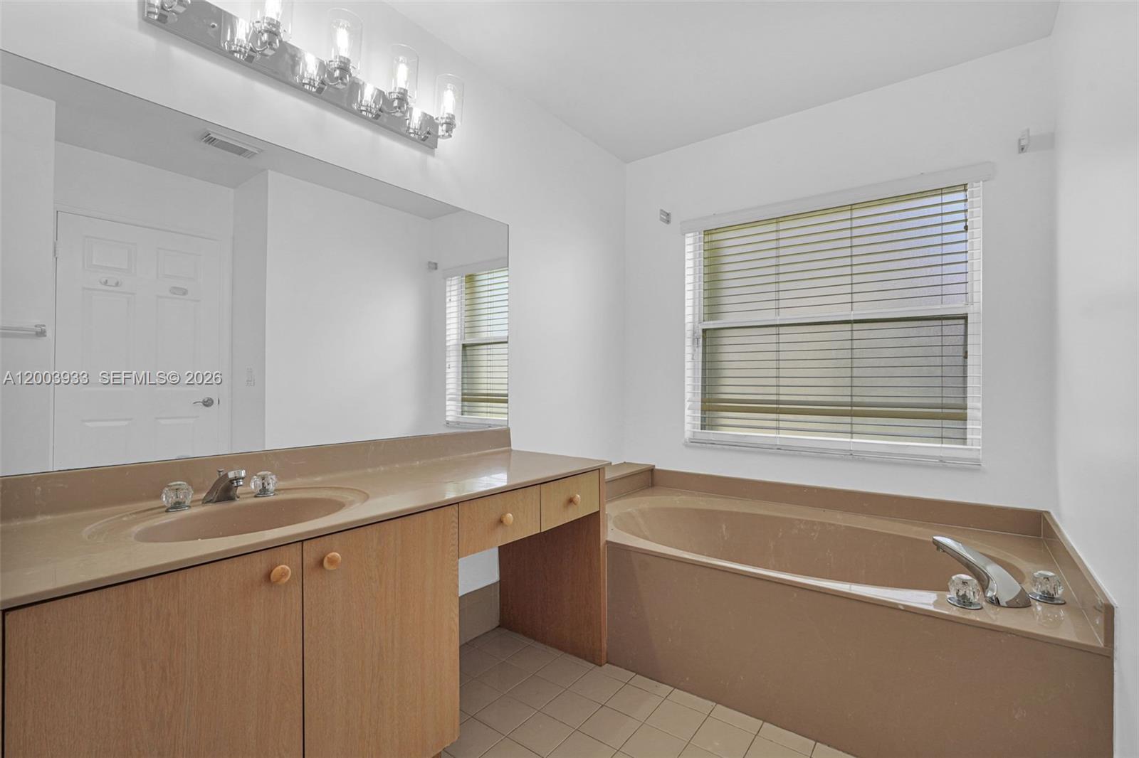HEFTLER HOMES AT PEMBROKE - Residential Lease