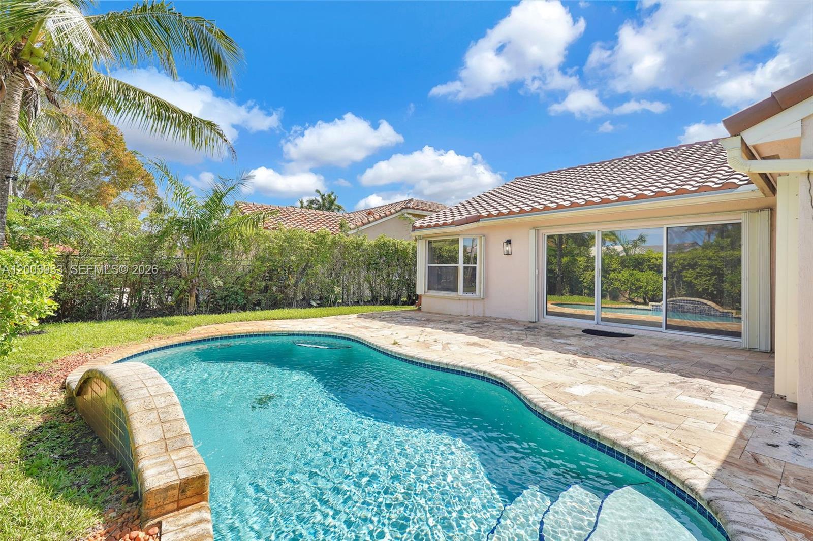 HEFTLER HOMES AT PEMBROKE - Residential Lease