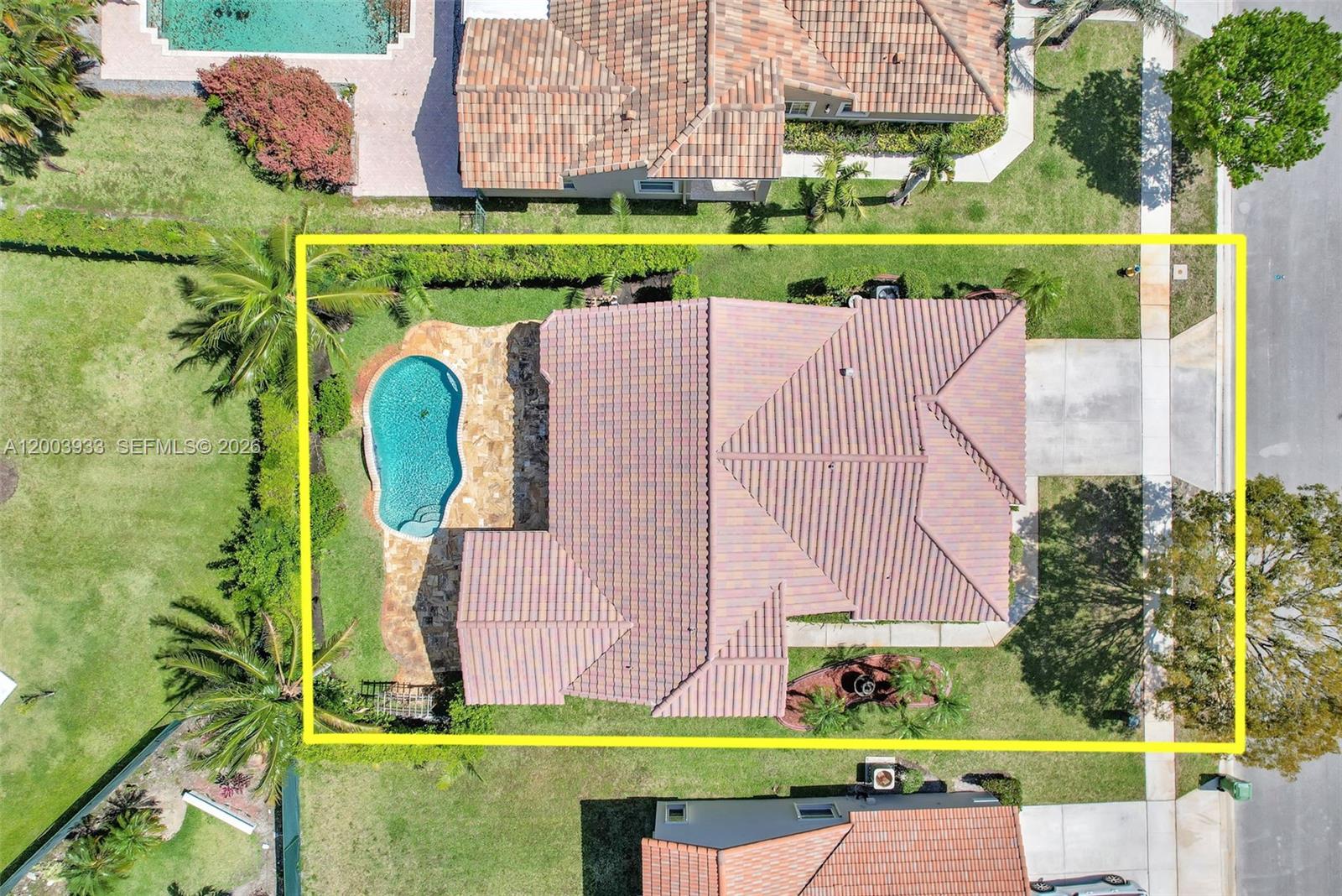 HEFTLER HOMES AT PEMBROKE - Residential Lease