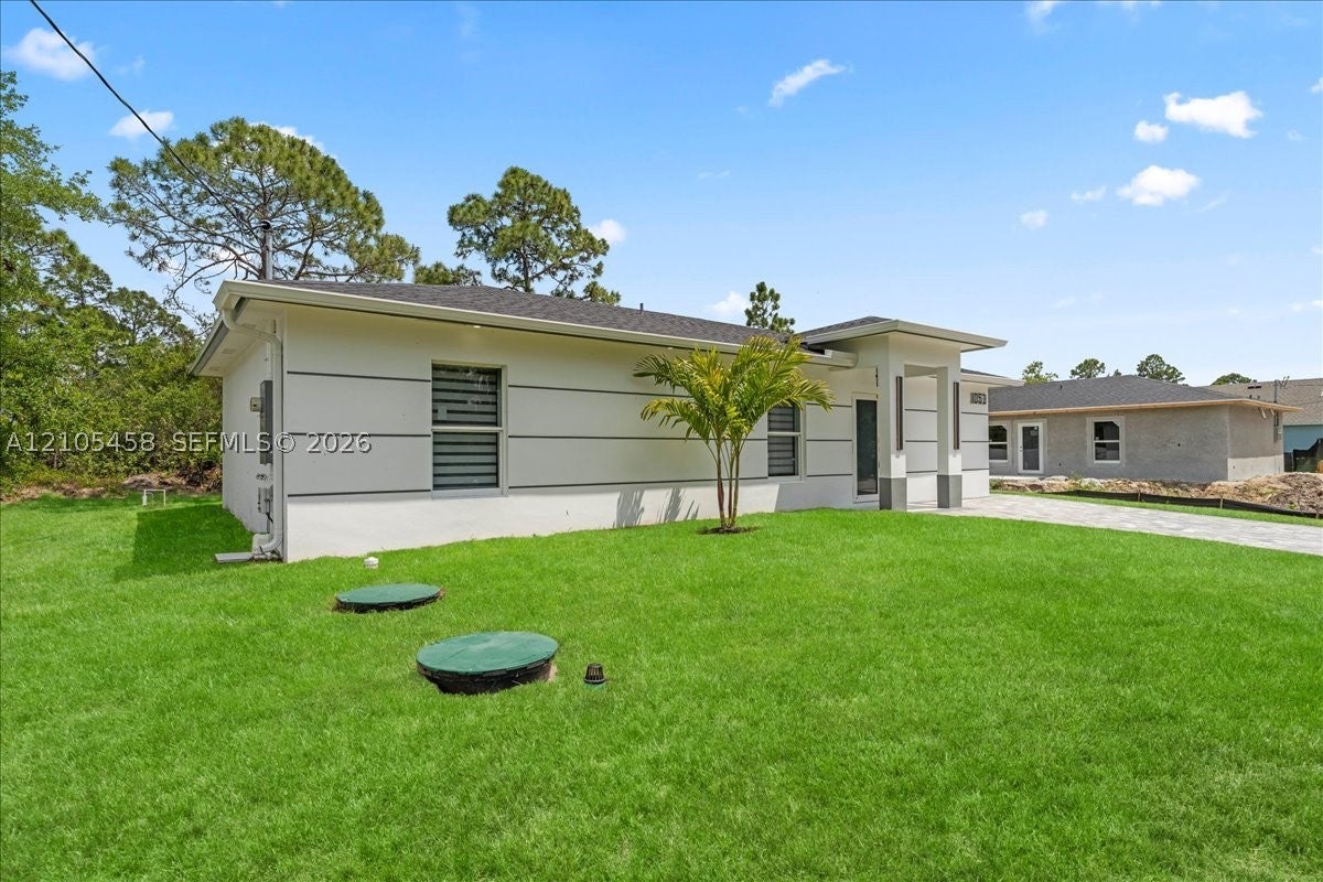 1053 S Joponica