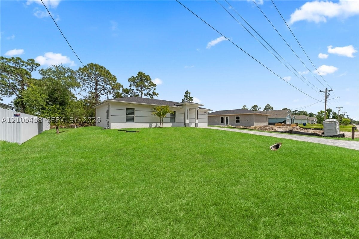 1053 S Joponica