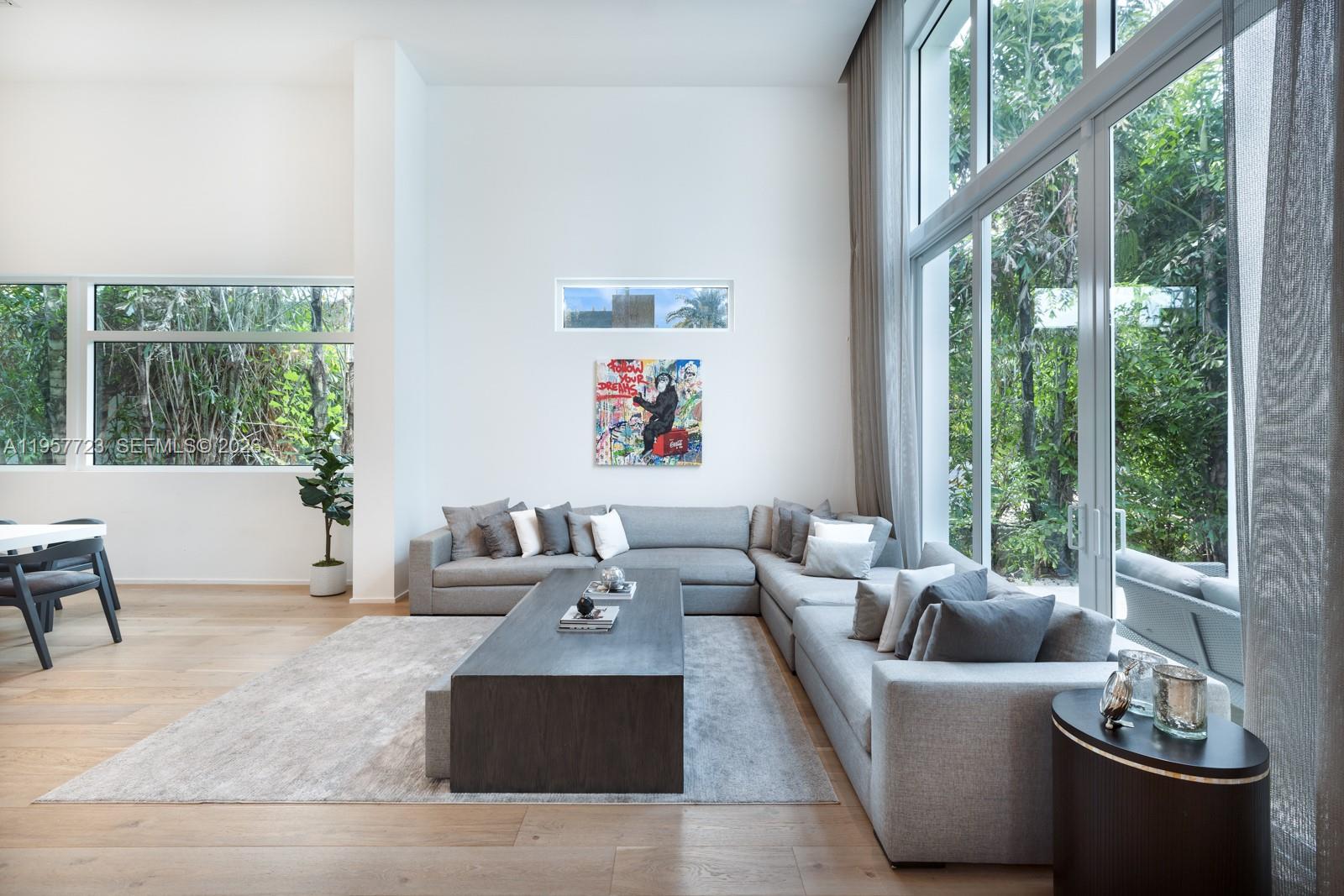 SURPRISE LAKE - Residential