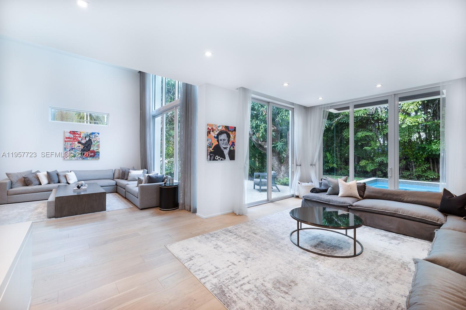 SURPRISE LAKE - Residential