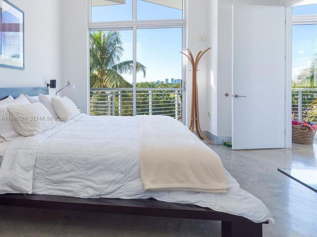 THE MERIDIAN CONDO - Residential Lease