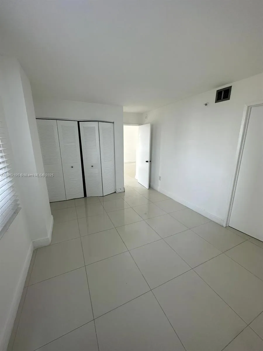 Miami, Florida 33136, United States, 2 Bedrooms Bedrooms, ,2 BathroomsBathrooms,Residential,Active,141718