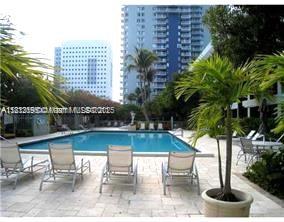850 N Miami Ave W-609