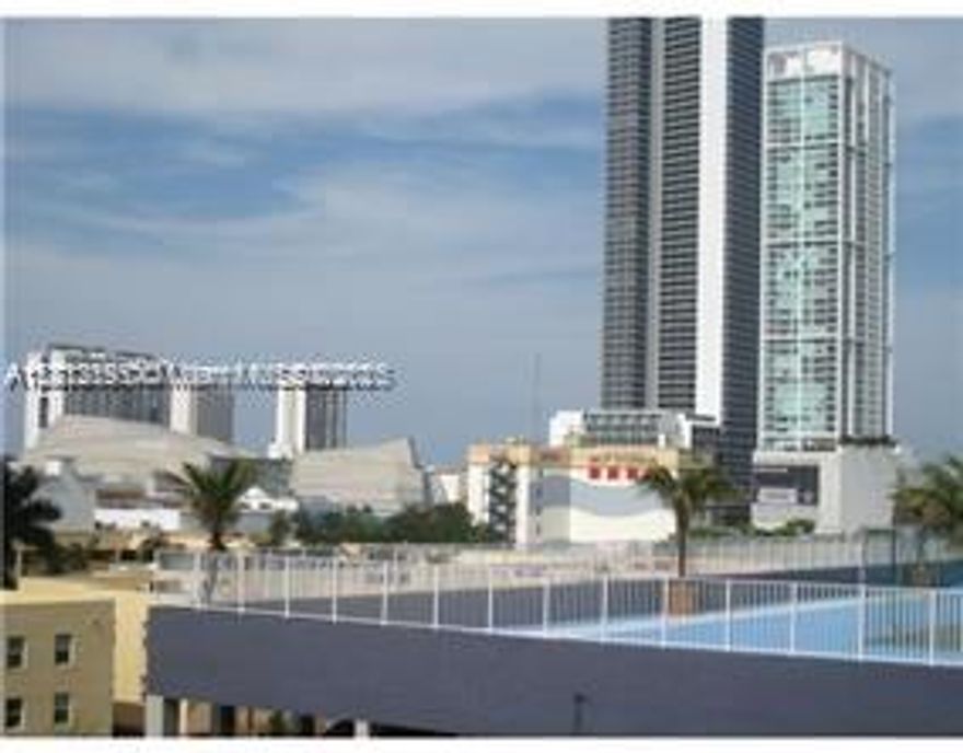 Walking distance to Miami Heat arena, Bayside, Miami World Center and Downtown Miami. Beautiful 2/2 updated corner unit condo. Freshly painted with recently remodeled kitchen cabinets, stainless steel appliances, granite countertops, and updated bathrooms. Amenities include tennis court, state of the art fitness center and clubhouse. Volleyball court, community pool, barbeque grills, theatre, billiard room, cyber cafe with WiFi. Rooftop sport deck with basketball court. Walking and jogging path. Covered and assigned parking with 24-hour security. Ask for application inside the condo management office.