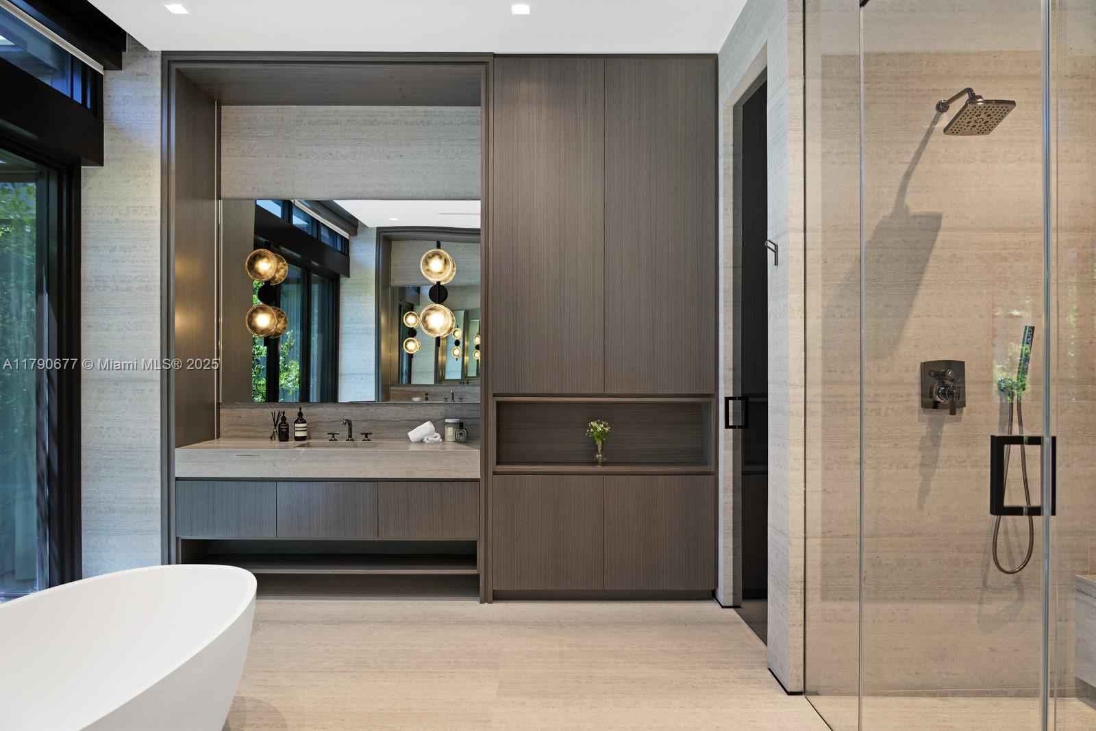GOLDEN BEACH SEC D - Residential