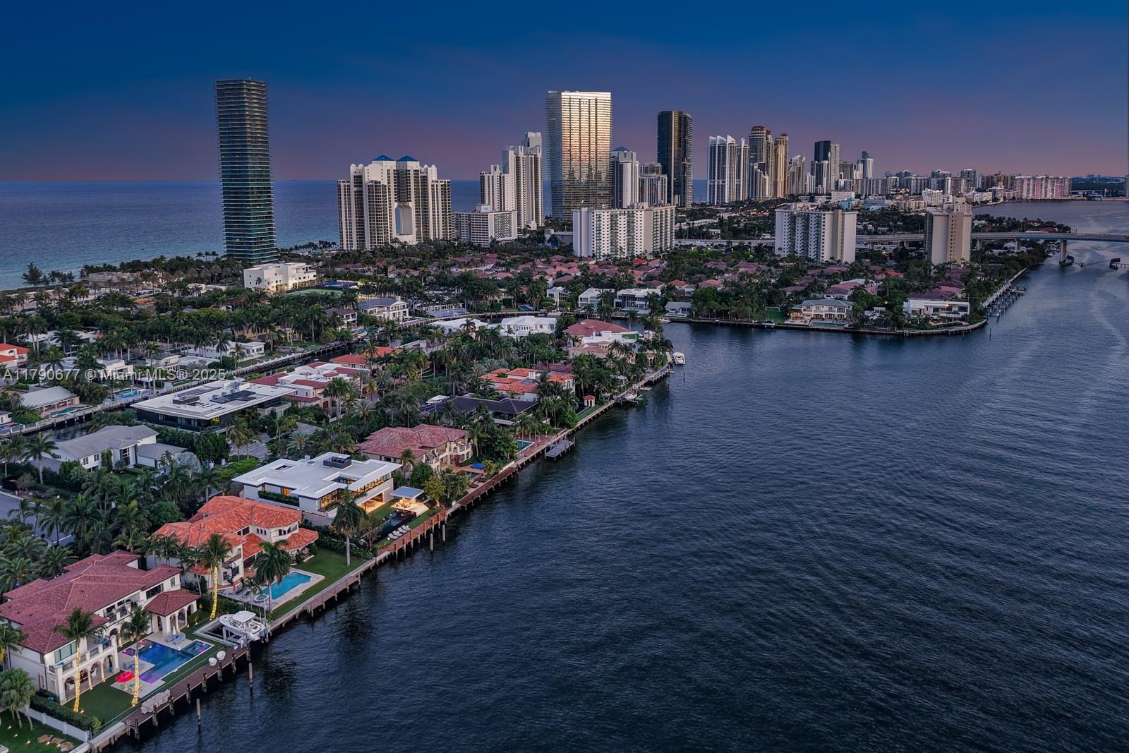 GOLDEN BEACH SEC D - Residential