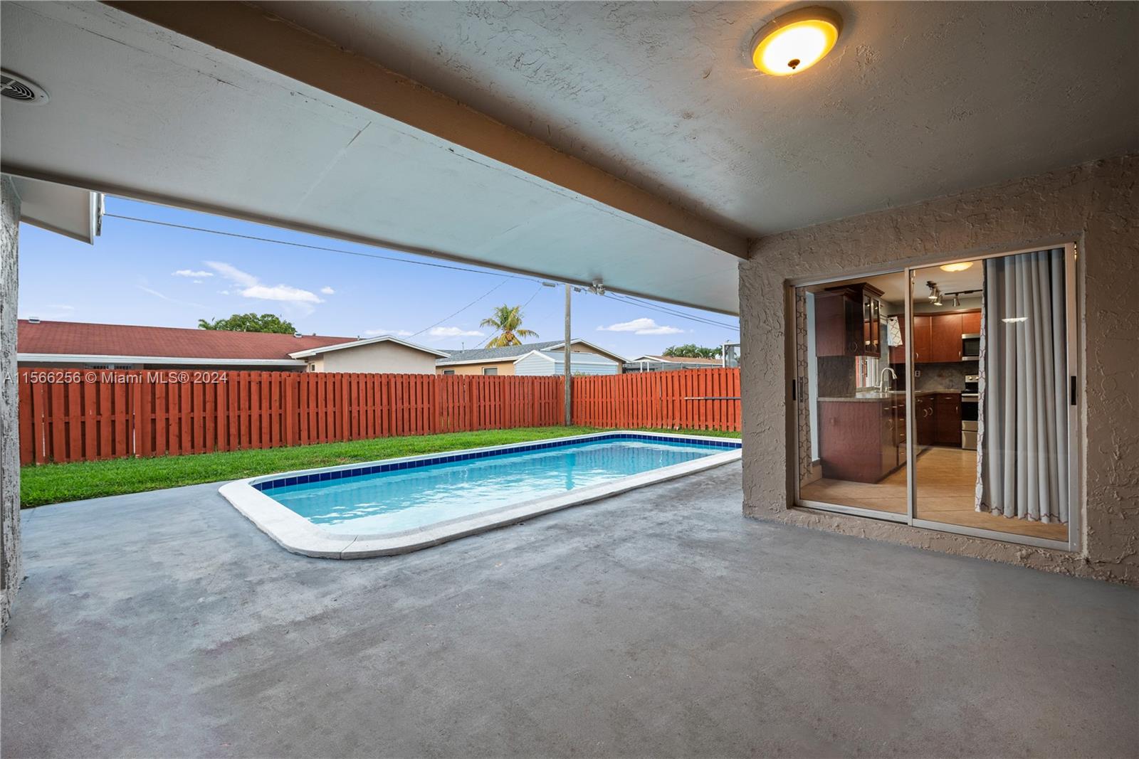 SUNRISE GOLF VILLAGE SEC - Residential