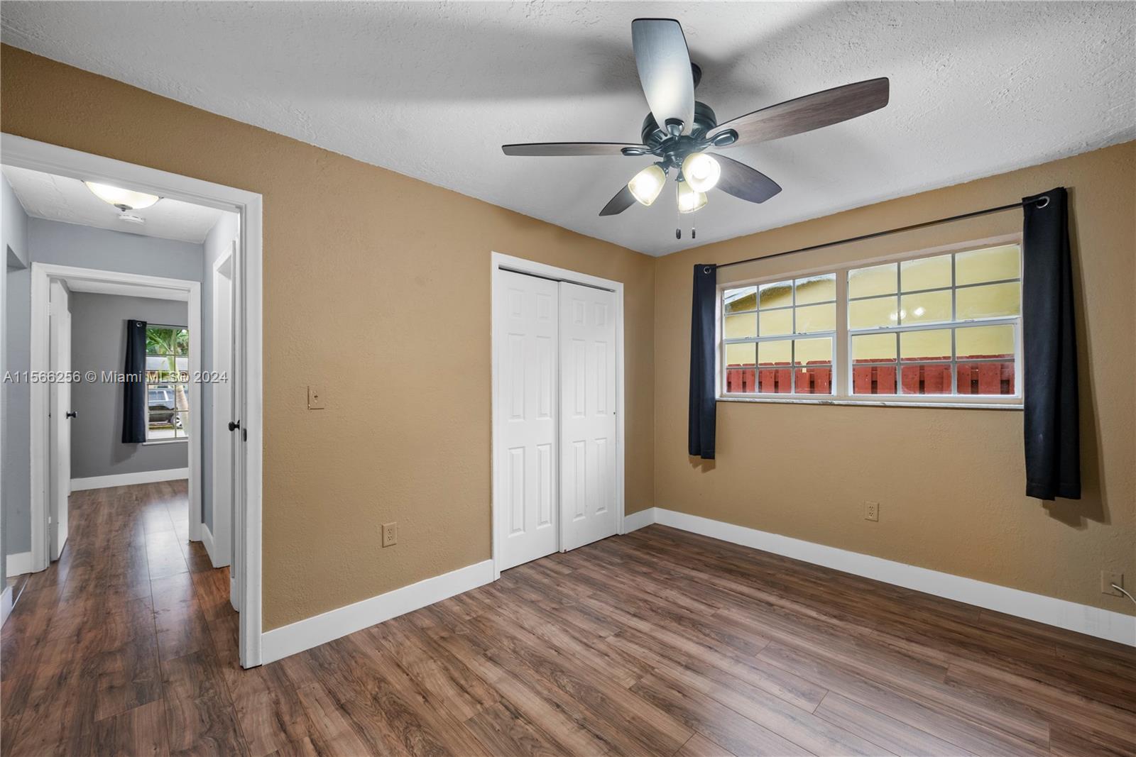 SUNRISE GOLF VILLAGE SEC - Residential