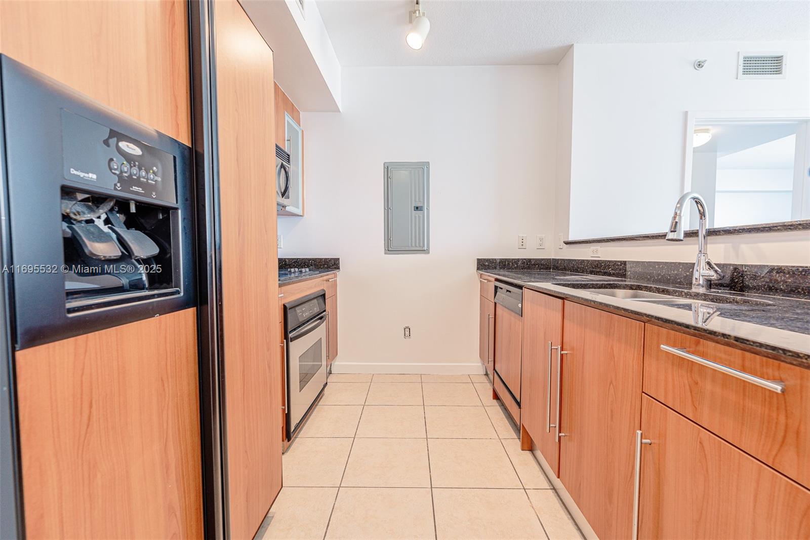 ONE MIAMI EAST - Residential