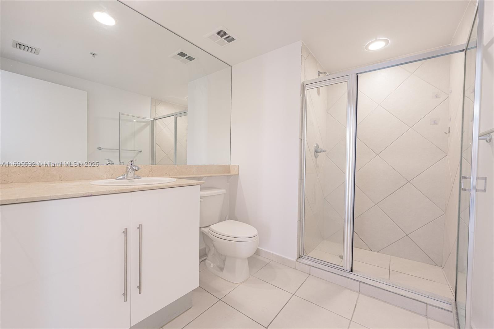 ONE MIAMI EAST - Residential