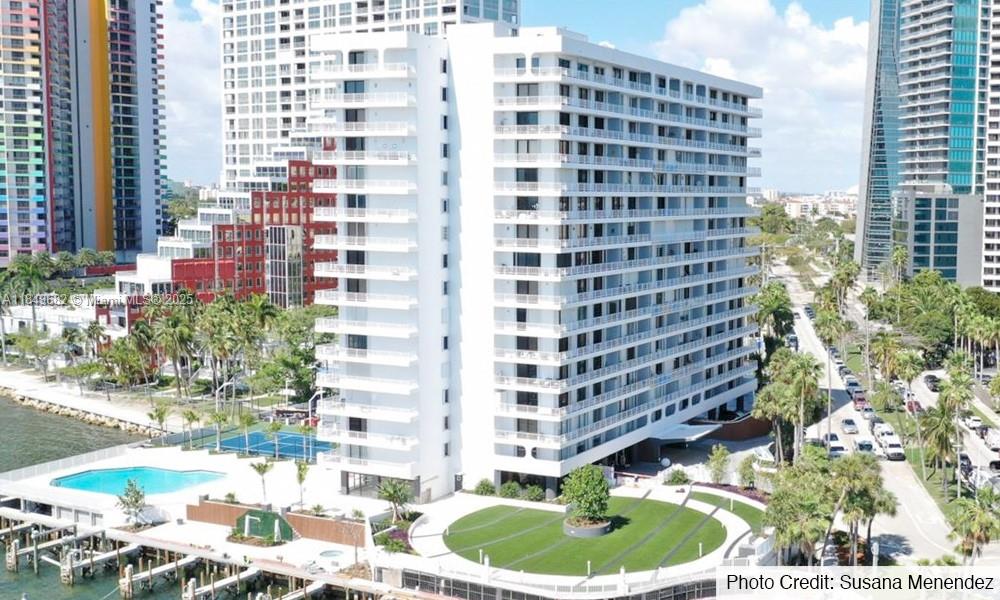 Enjoy the quiet side of Brickell with Bay views from this airy 1/1.5 condo with 2 assigned parking spaces! Walk to restaurants, cafe, shopping and banking centers. Brickell Harbour has great amenities: bayfront pool and jacuzzi, sauna, tennis courts, BBQ and outdoor dining area, gym, social room and bike storage. Boat slips available to rent or buy from individual dock owners. 24 hour manned front desk and complimentary guest parking.