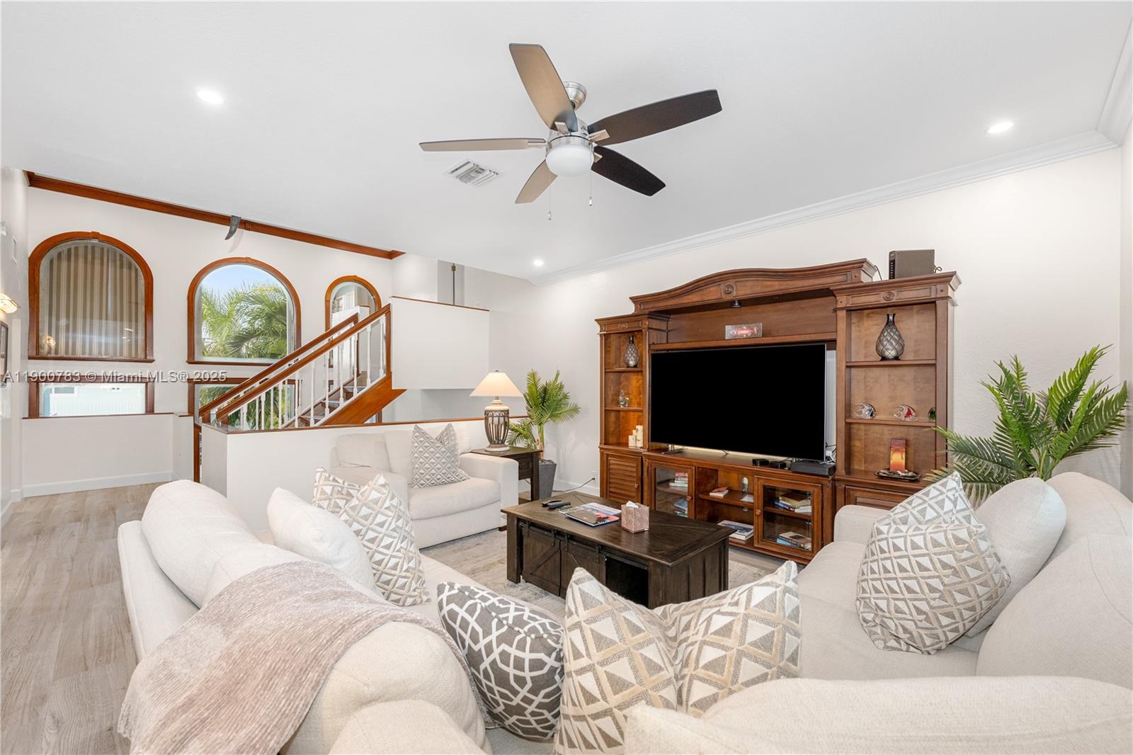 SUNSHINE ESTATES SEC #1 - Residential