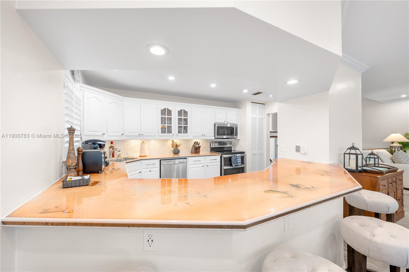 SUNSHINE ESTATES SEC #1 - Residential