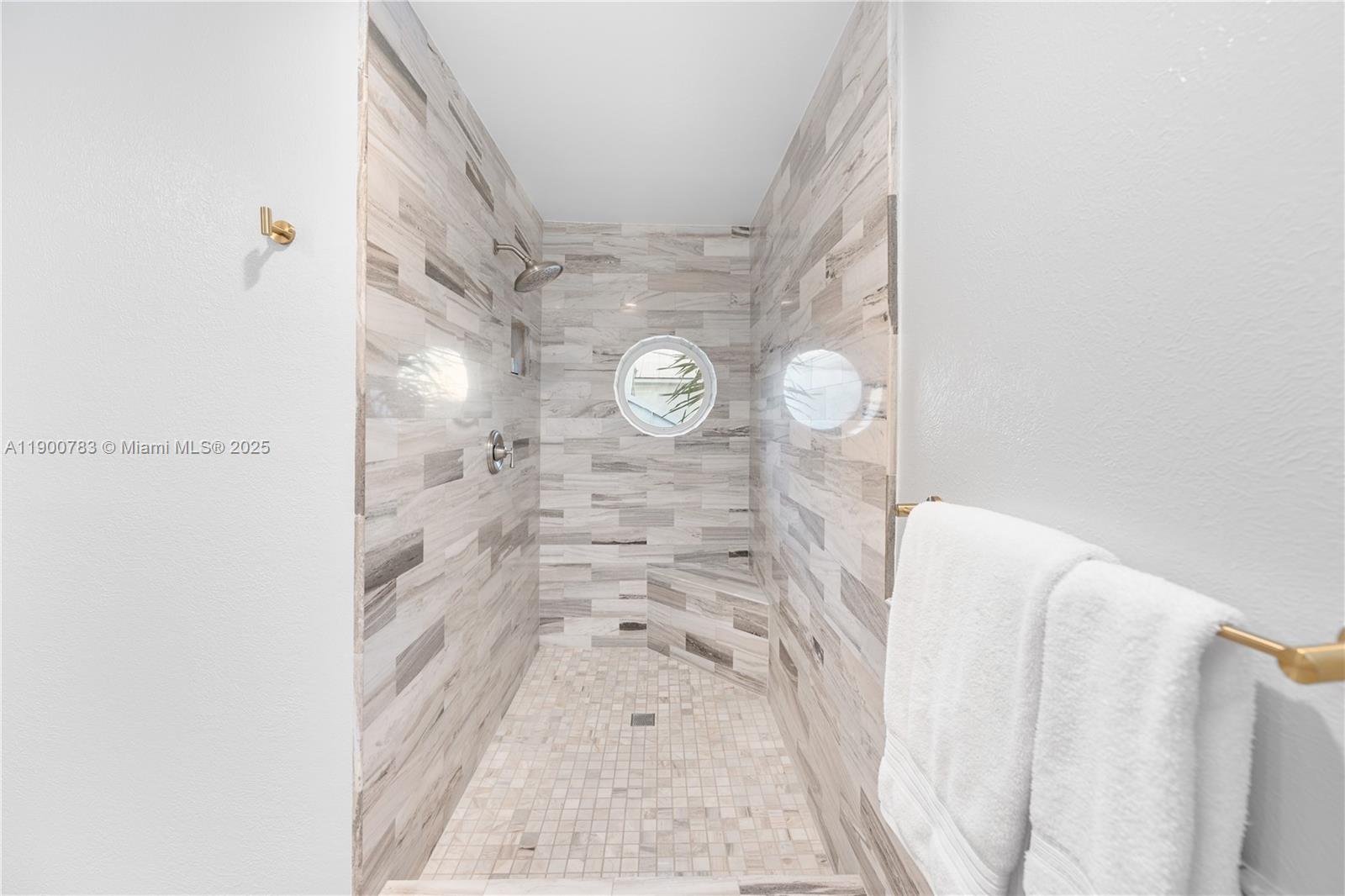 SUNSHINE ESTATES SEC #1 - Residential