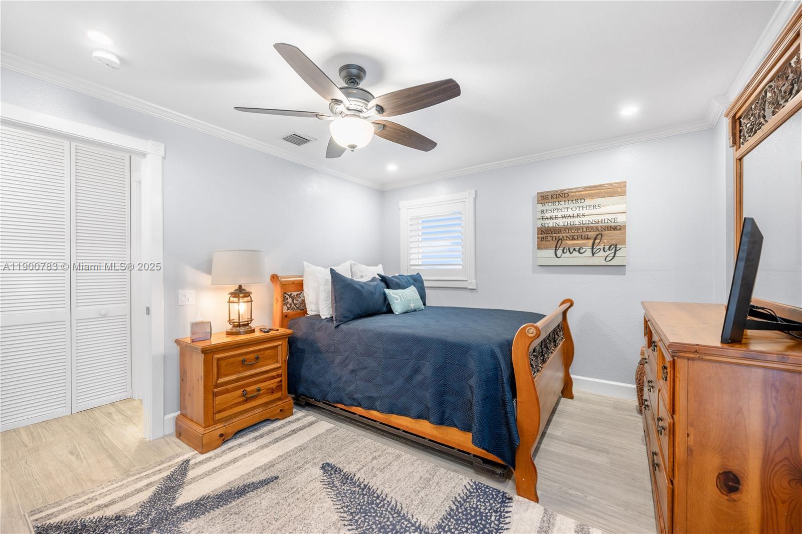 SUNSHINE ESTATES SEC #1 - Residential