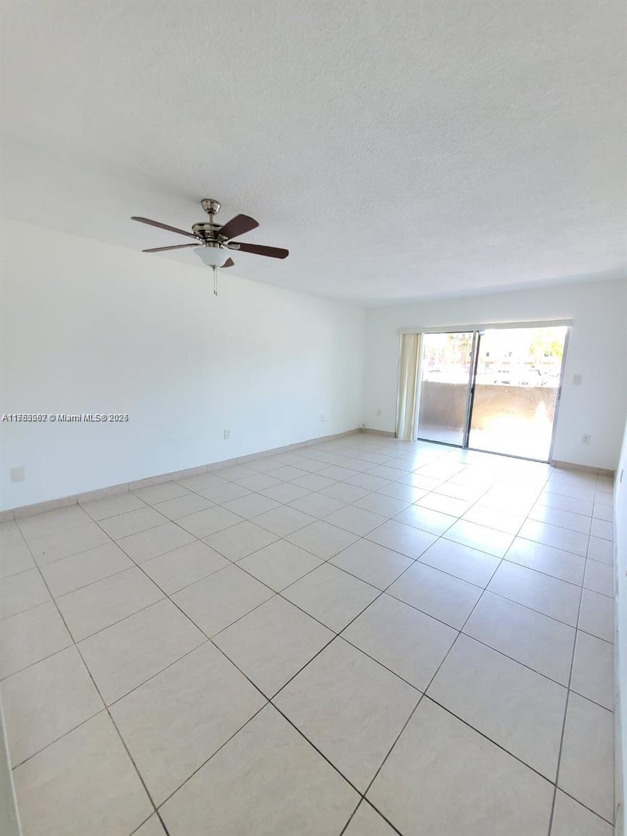 EL CID CONDO - Residential