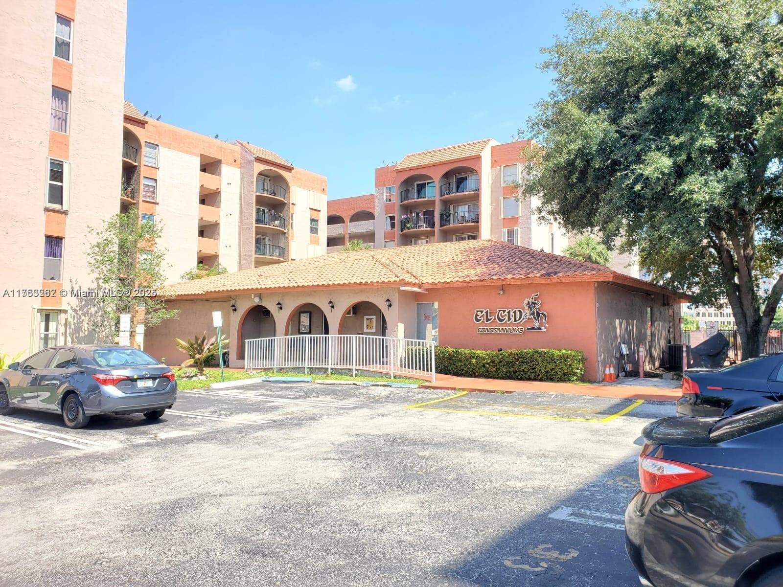EL CID CONDO - Residential