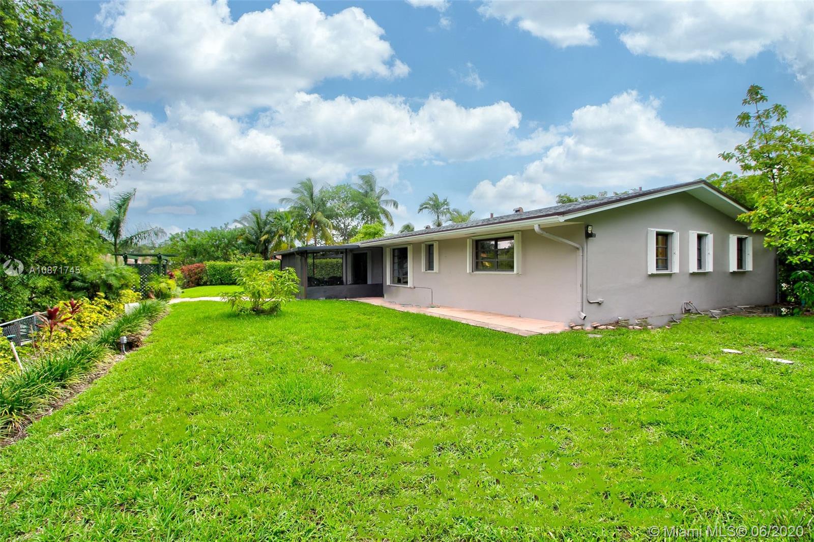 KENDALE LAKES NORTH SEC 4 - Residential