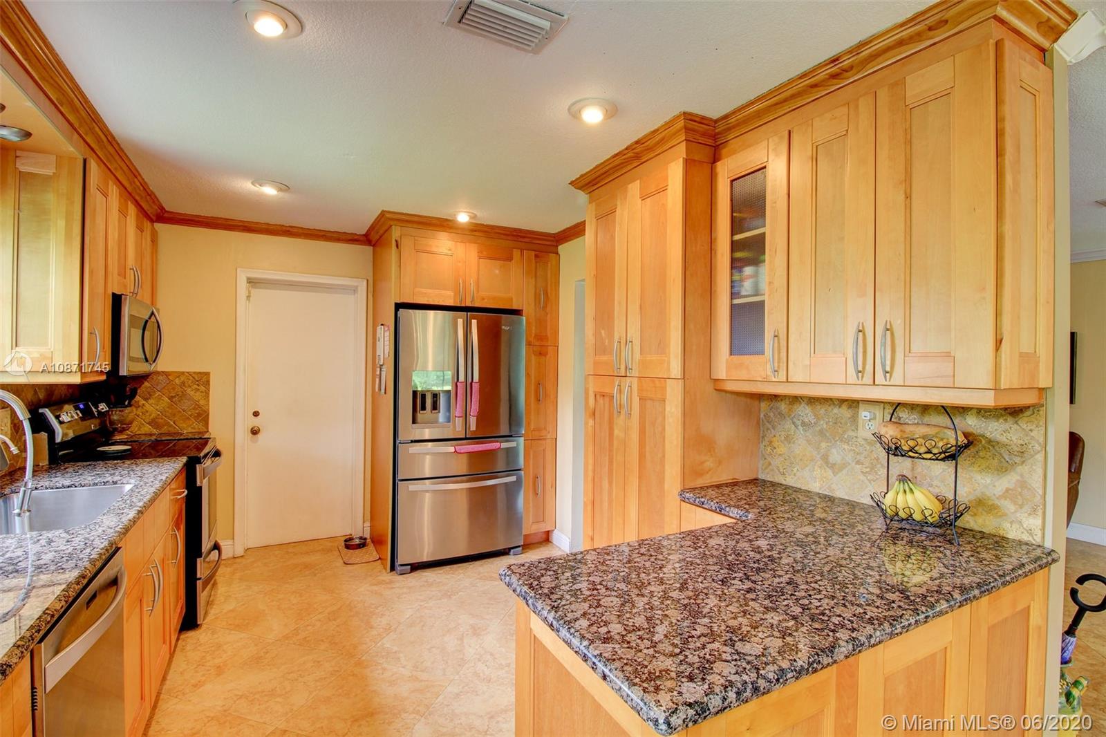 KENDALE LAKES NORTH SEC 4 - Residential