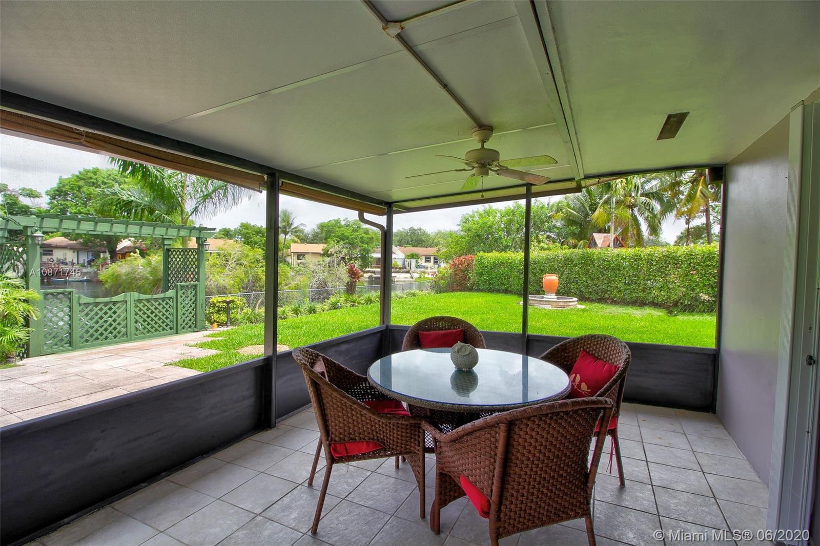 KENDALE LAKES NORTH SEC 4 - Residential