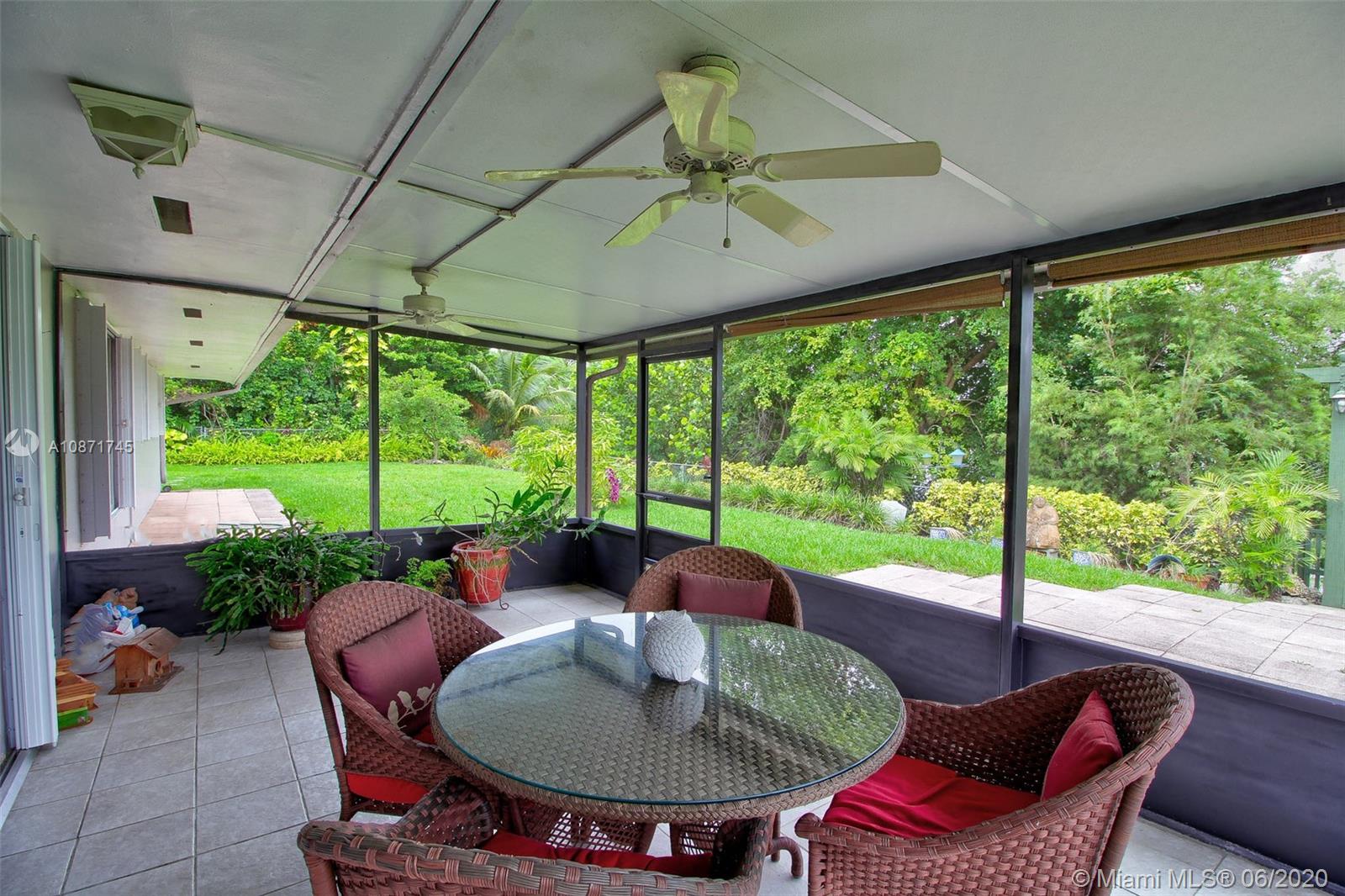 KENDALE LAKES NORTH SEC 4 - Residential