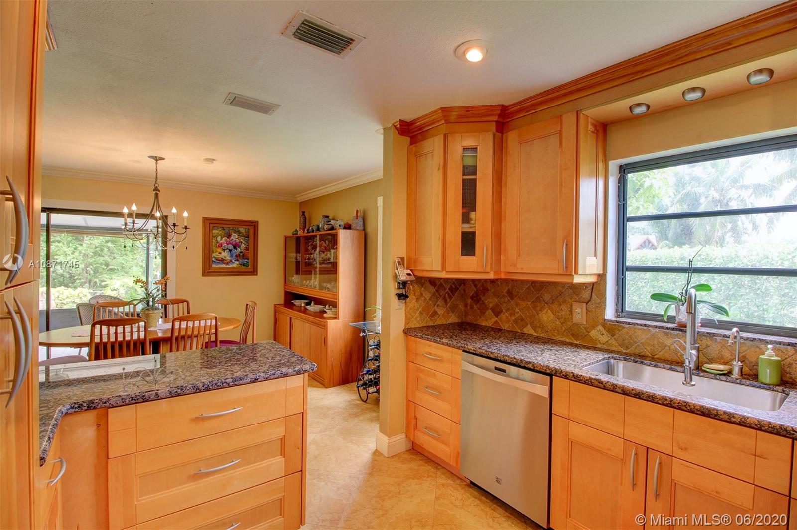 KENDALE LAKES NORTH SEC 4 - Residential