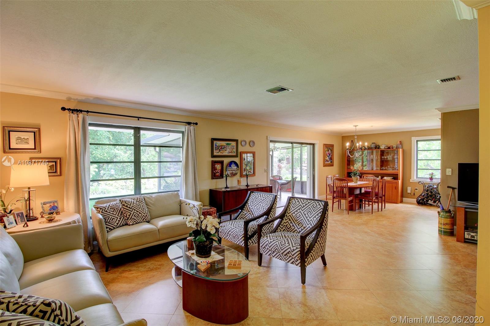 KENDALE LAKES NORTH SEC 4 - Residential